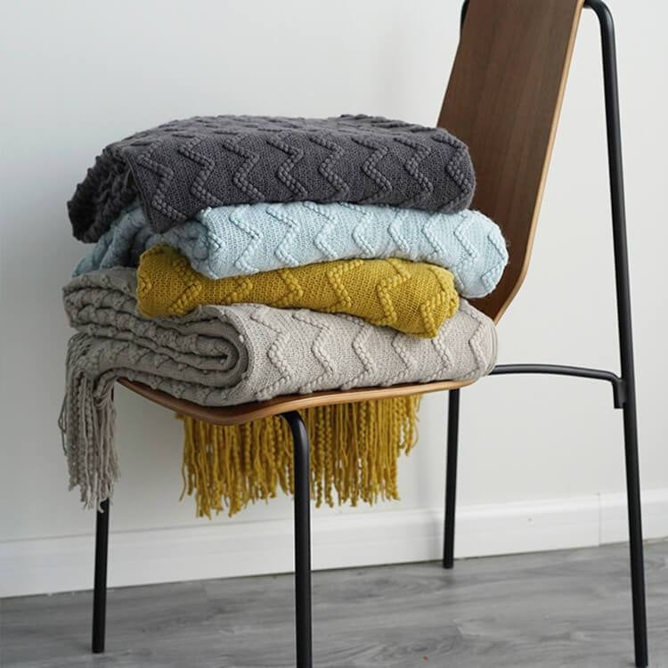 Lofaris Soft Knitted Corrugated Blanket For Autumn And Winter On Sofa Bed