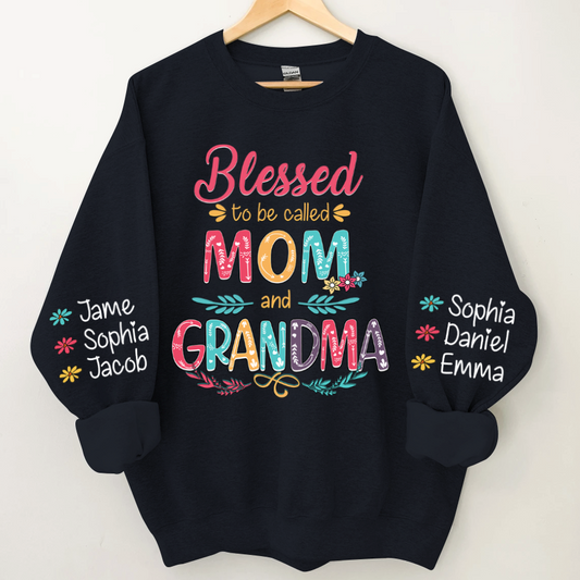 Lofaris Blessed To Be Called Mom And Grandma CTH01 Sweatshirt
