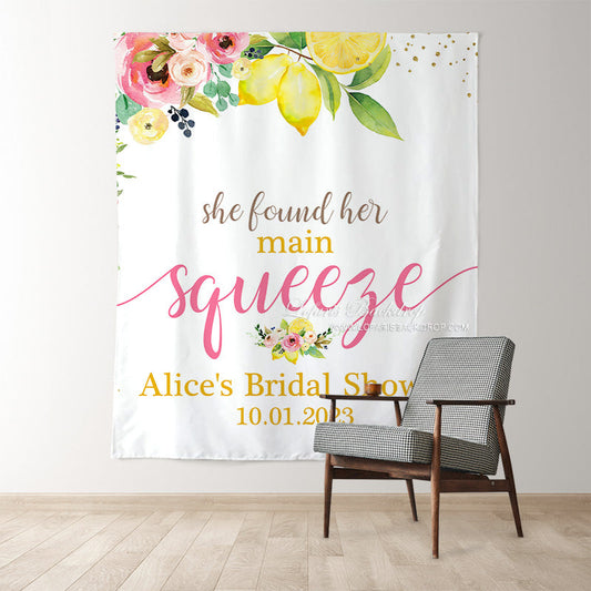 Lofaris Floral She Found Her Main Squeere Bridal Shower Backdrop