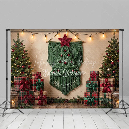 Lofaris Cozy Christmas Tree and Macrame Wall Hanging Holiday Backdrop Festive Gift Boxes String Lights Decor