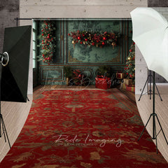 Lofaris Elegant Green and Red Christmas Sweep Backdrop Vintage Room with Garland Holiday Photo Studio Floor Drop