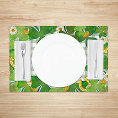 Lofaris Lucky Shamrock and Horseshoe Set of 4 Placemats Green Gingham Daisy St. Patricks Day Table Mats