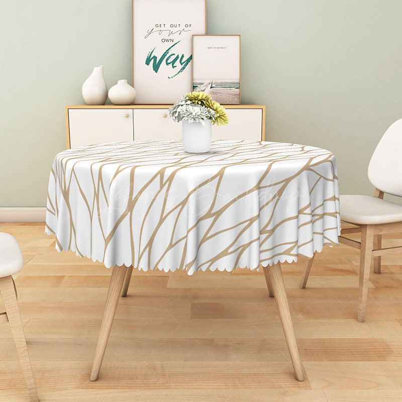 Lofaris Modern Gold and White Geometric Stripe Round Tablecloth for Elegant Contemporary Holiday Decor