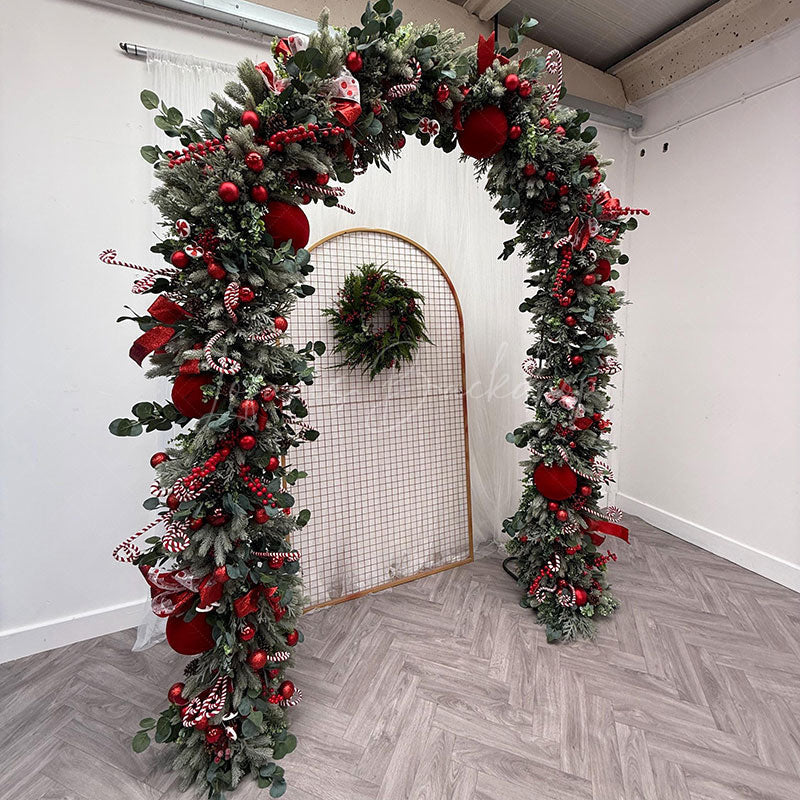 Lofaris Red Christmas Garland Arch Classic Artificial Pine Foliage with Baubles Festive Holiday Decor for Home and Party