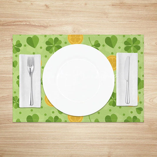Lofaris Shamrocks and Golden Coins Set of 4 Placemats St. Patricks Day Lucky Clover Green Dining Table Mats