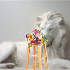 Lofaris White Majestic Lion Sculpture Photography Backdrop Elegant Fine Art Animal Portrait Background for Professional Studio