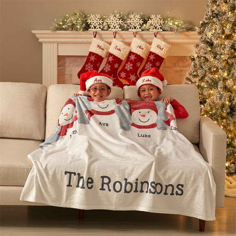 https://www.lofarisbackdrop.com/cdn/shop/files/personalized-name-snowman-family-blankets-christmas-gifts-custom-made-free-shipping-762.jpg?v=1700020135