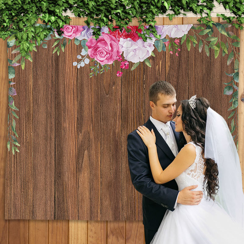 Lofaris Personalized Wooden Floral Wedding Backdrop Banner