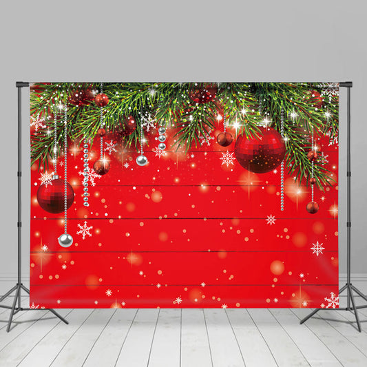 Lofaris Strings Of Silver Beads With Christmas Tree Backdrop