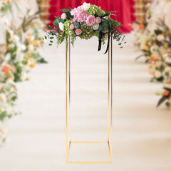 Lofaris 1X3.2FT Gold Metal Wedding Floral Stand