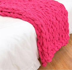 Lofaris Bedroom Decoration Thick Soft Rose Red Chunky Knit Blanket