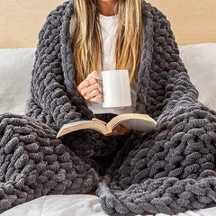 Lofaris Chunky Knit Blanket Soft Chenille Yarn Throw for Bed