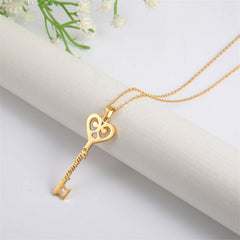 Lofaris Custom 18k Gold Plated Love Key Name Necklace
