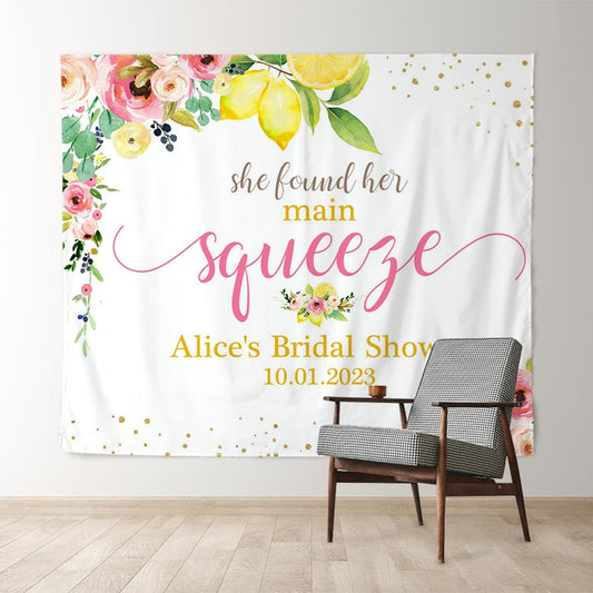 Lofaris Floral She Found Her Main Squeere Bridal Shower Backdrop