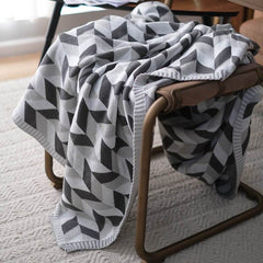 Lofaris Geometric Simple Knitted Woolen Blanket Sofa