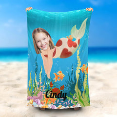 Lofaris Personalized Undersea Mermaid Girl Beach Towel
